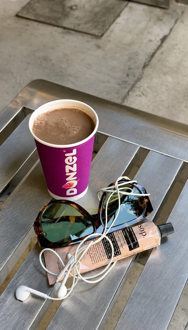 Donzel, donzel hot chocolate bench